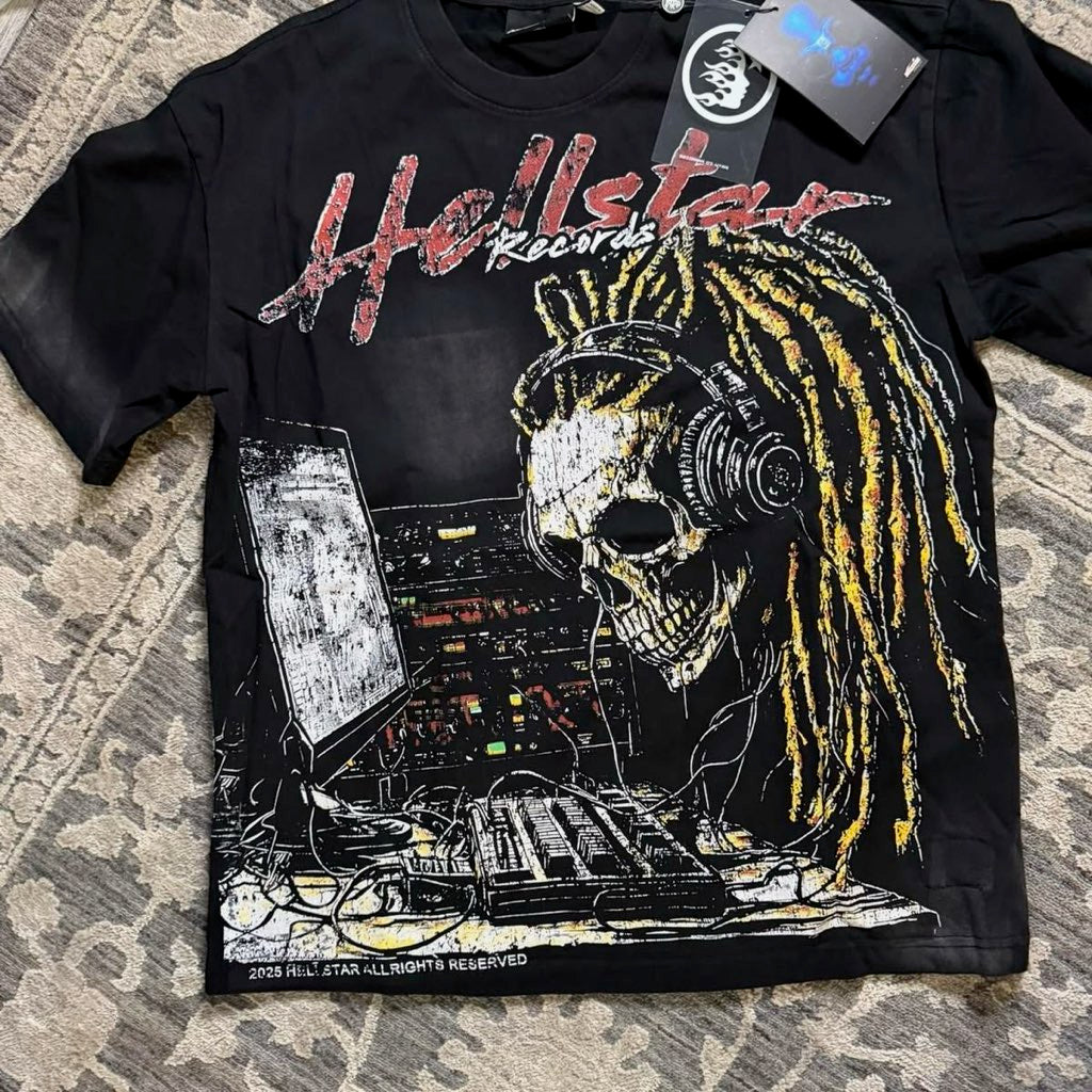 Clean black hellstar shirt